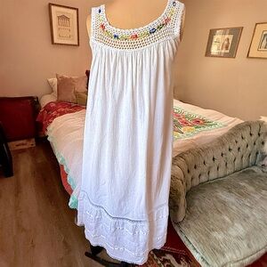 Vintage Mexican Peasant Dress White Crochet Yoke Embroidered Midi Small